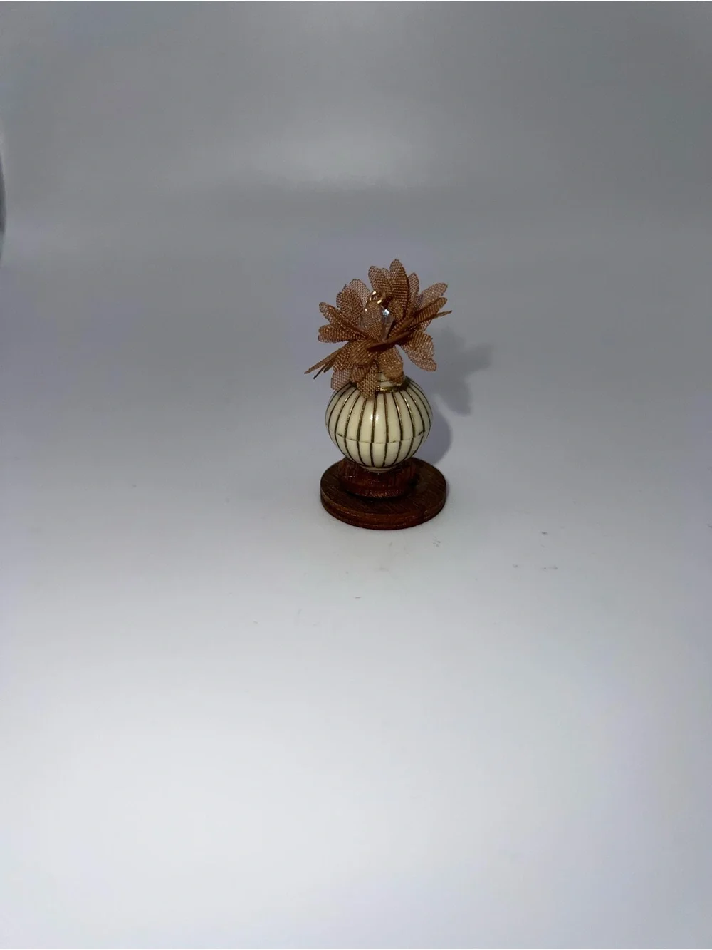 Handmade miniature dollhouse potted flowers